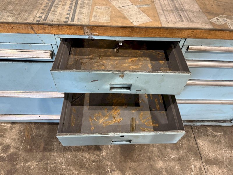 VIDMAR CABINET TOOLROOM WORK BENCH: YOBRO #24230