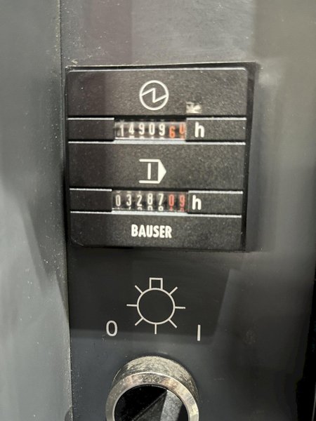 DMG Deckel Model 1035 4 Axis High Precision Vertical Machining Center