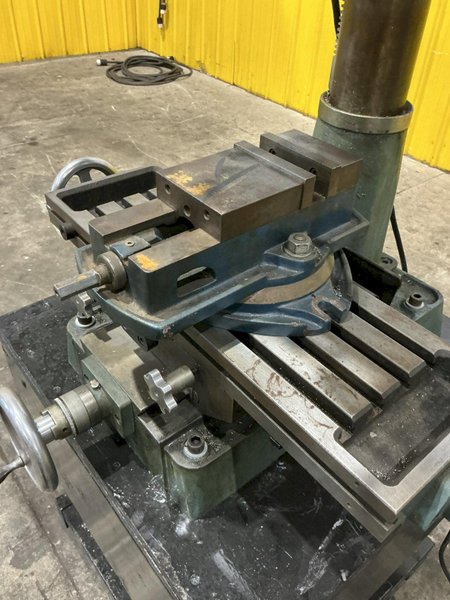 ENCO TABLE TOP SINGLE SPINDLE DRILL WITH TABLE VISE: YOBRO #26219
