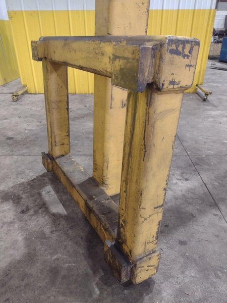 7,000 LBS (3.5 TON) X 70" X 63" MODEL FC JS-70 CALDWELL FORKLIFT CLIP-ON BOOM: STOCK #23563