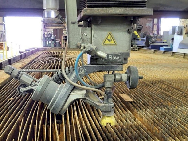 FLOW MACH 4 M4C 3070C - Waterjet Cutters