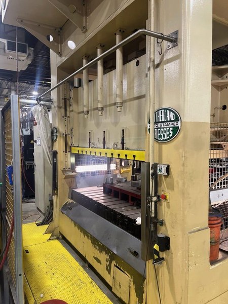 300 Ton Sutherland Hydraulic Straight Side Press, 2001 – Alan Bradley PanelView 1000 Control