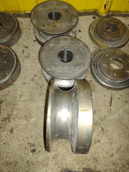 2" X 2" X 1/4" TAURING MODEL #BS50HV HYDRAULIC ANGLE BENDING ROLL: YORBO #24869
