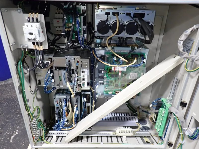 Yaskawa Electric Corporation Robot Control - Motoman Dx100