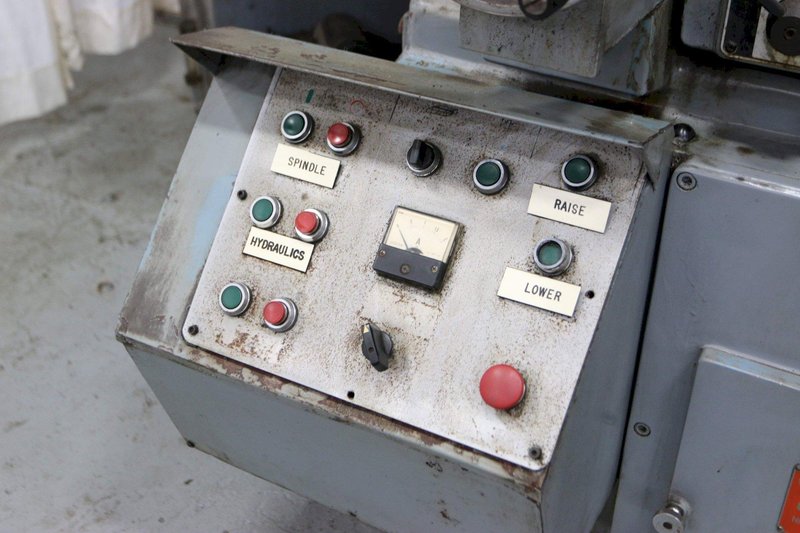 12' X 24' NICCO SURFACE GRINDER: STOCK #70296