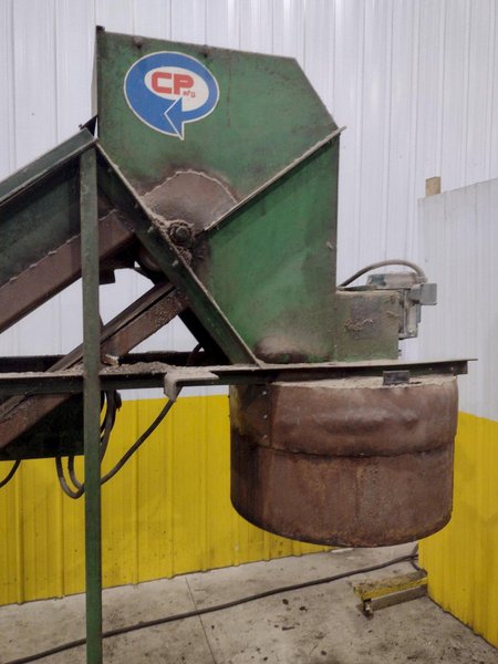 96" CP MFG MODEL #GC-100 "GLASSHOPPER" PORTABLE INCLINED CONVEYOR &amp; GLASS CRUSHER: YOBRO #24416