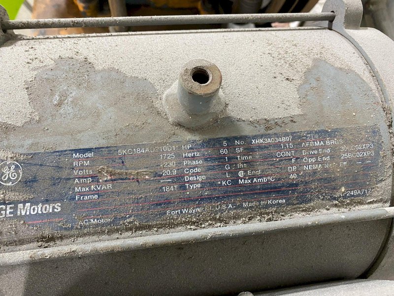 5 HP CURTIS AIR COMPRESSOR. STOCK #0628122.