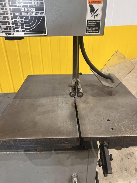 20" DAKE PARMA TRADEMASTER VERTICAL BANDSAW: STOCK #21091