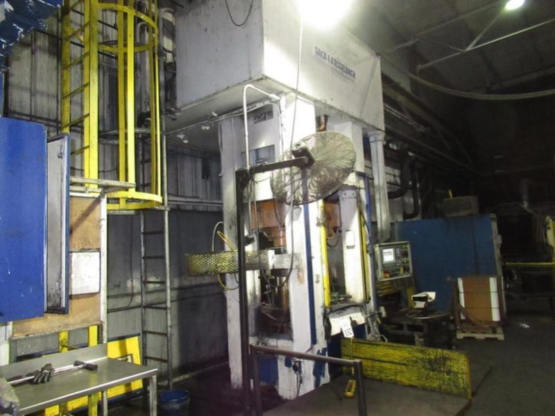 400 TON SACK &amp; KIESSELBACH STRAIGHT SIDE HYDRAULIC PRESS: STOCK #12328