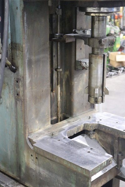 10 TON DENISON HYDRAULIC C FRAME PRESS: STOCK 69803