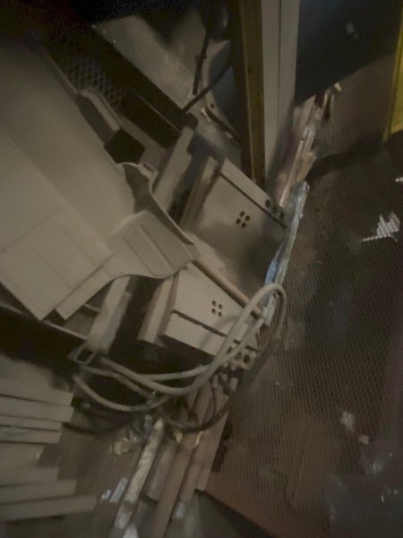 18" X 5.50" X 20,000 LB PRO ECO SLITTING LINE. STOCK # 0519221
