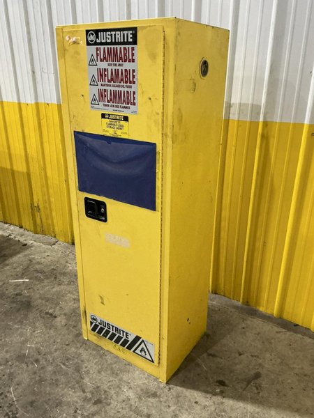 PAINT CABINET : YOBRO 26169