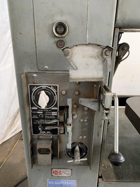 18" GROB NS18 VERTICAL BANDSAW. STOCK # 0683824.