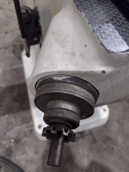 2 HP BRIDGEPORT SERIES I VERTICAL RAM TYPE MILL: YOBRO #24807