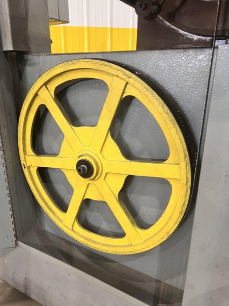 20" DAKE PARMA TRADEMASTER VERTICAL BANDSAW: STOCK #21091