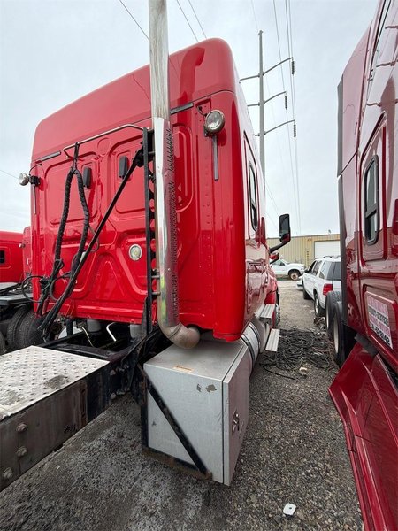 2020 Freightliner Cascadia 1FUJHHDV5LLLC1671