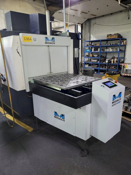 Hwacheon Model Vesta 1050B Vertical Machining Center