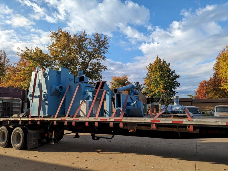 10 Cubic Foot Rubber Belt Tumble Shot Blast Machine "System" with Dust Collector