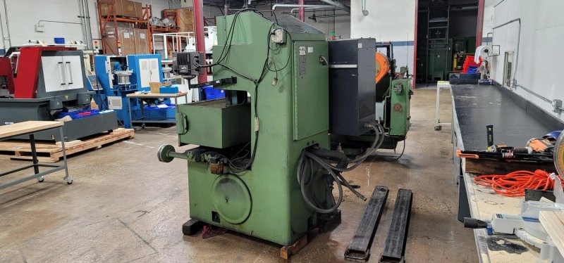 Elox 8-2012-DR Sinker EDM Machine