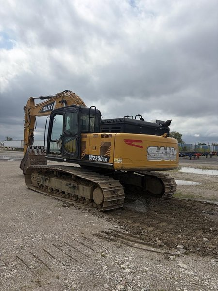 SANY 225C Crawler Excavator, 2021