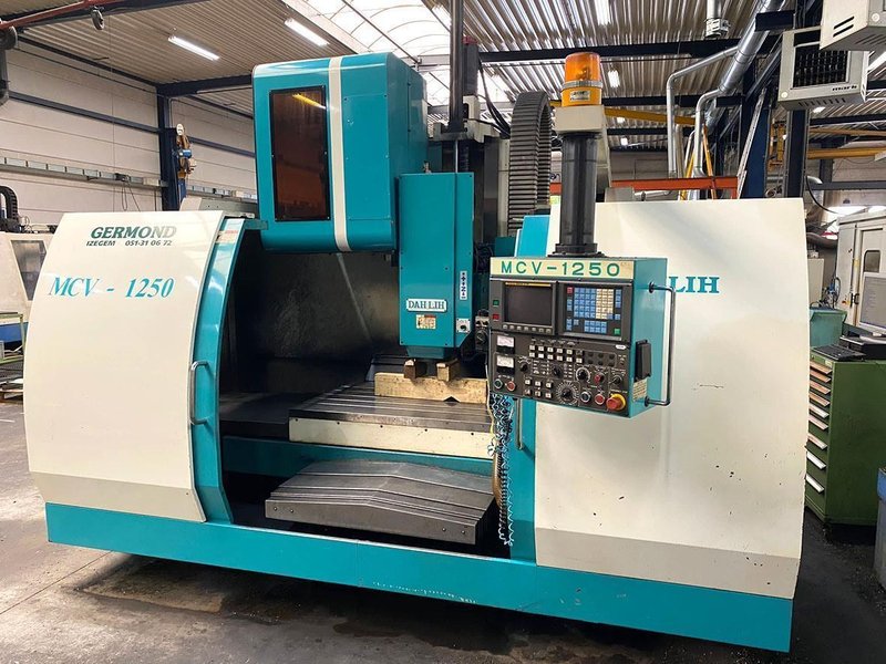Dahlih - X: 1250 - Y: 650 - Z: 700 mm CNC