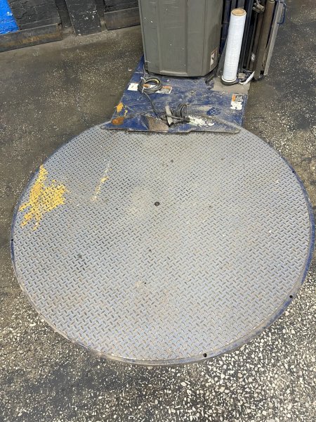 Lantech 65” Diameter Turntable Q-series Semi-automated Stretch Wrapping System