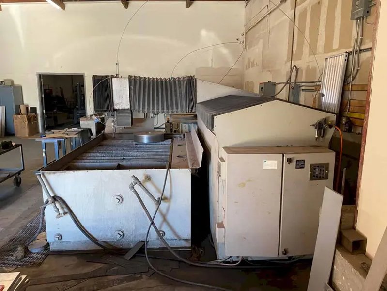 2004 FLOW IFB 4800 | Waterjet Cutters