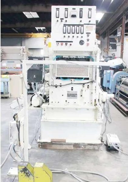 48" X 0.075" USED HERR VOSS HIGH PRECISION COIL LEVELER STRAIGHTENER, MDL. VIL 60/1.500-19/7 4HI, MOTORIZED BANK ADJUSTMENT (2) 3 HP MOTORS, INDIVIDUAL MOTORIZED BACK UP ADJUSTMENT, VACON SERIES X DIGITAL PROGRAMMABLE CONTROL, 7 FLIGHTS OF BACK UP ROLLS, FALK 6C102AS GEAR BOX, HORSEPOWER: 30, Stock # 14128