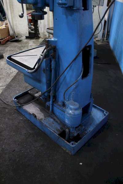 24" CINCINNATI SINGLE SPINDLE DRILL: STOCK #75249