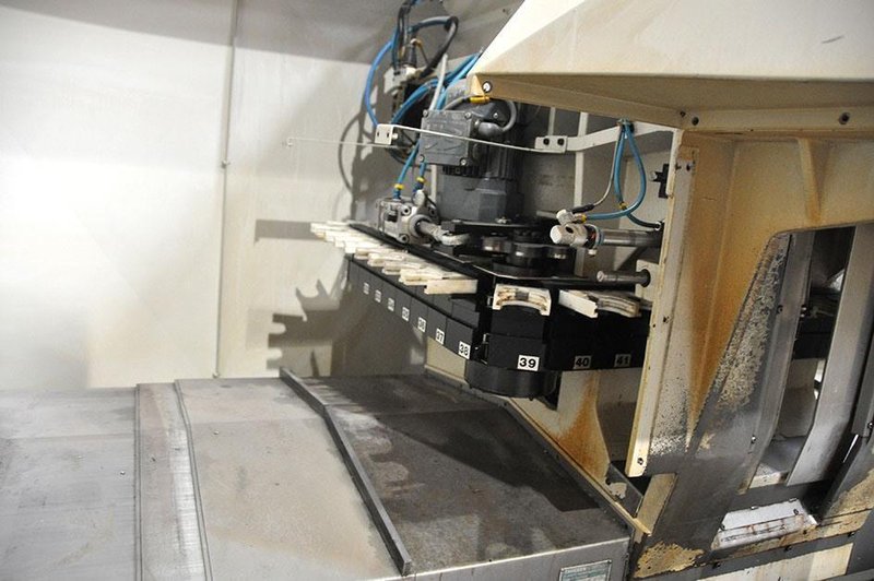 Unisign - UV4 CNC X:1600 - Y:400 - Z:400mm