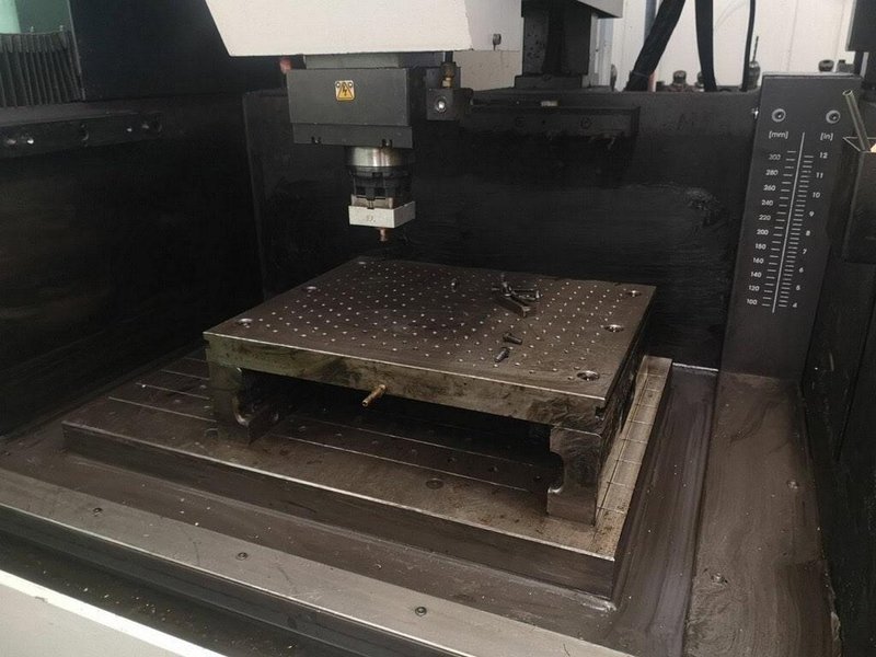 Agie Agietron Advance 3 Sinker EDM, 2005 – C Axis