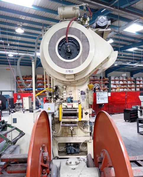 150 Ton Minster P2 150-54 Punch Press, 1971