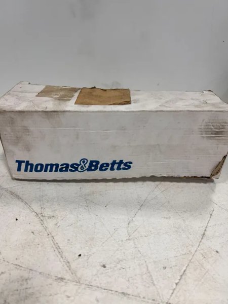 THOMAS &amp; BETTS F27194 PIN AND SLEEVE PLUG USED
