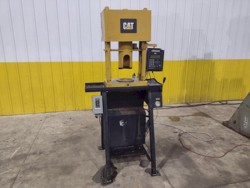 CAT CRIMPUTER HOSE CRIMPER &amp; COUPLING PRESS , WITH TOOLING DIES &amp; ENERPAC HYDRAULIC UNIT: YOBRO #24865