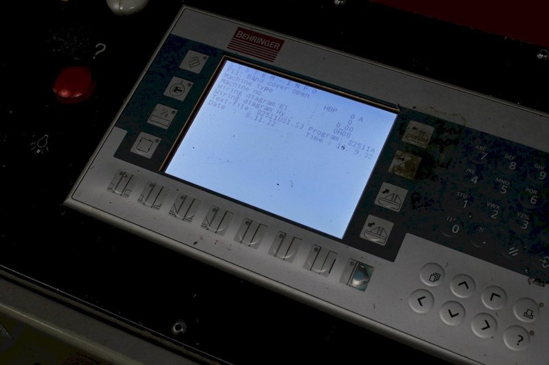 8.6" X 8.6" BEHRINGER MODEL #S2 HBP-220A HORIZONTAL BANDSAW: STOCK #75889