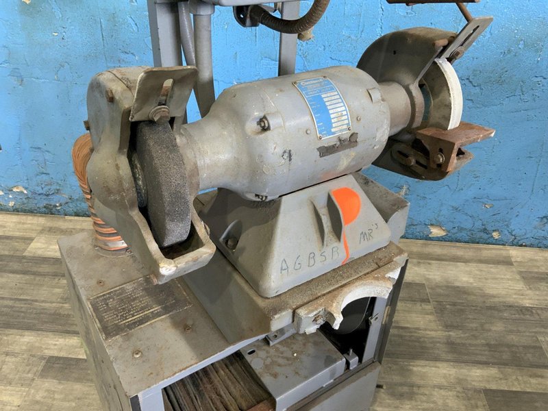 1/2 HP CINCINNATI DOUBLE END GRINDER: STOCK #81496