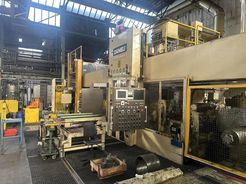 DANIELI FROHLING 350MM 4-HIGH REVERSING MILL