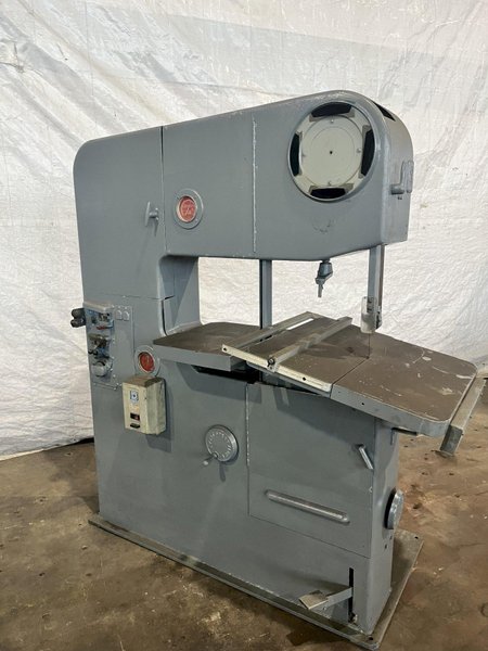 36" DOALL 3613-1 VERTICAL BANDSAW. STOCK # 0103922