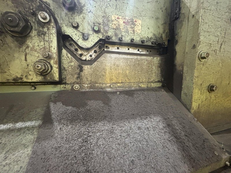110 TON PIRANHA MODEL #PII 110 HYDRAULIC IRONWORKER: STOCK #23738