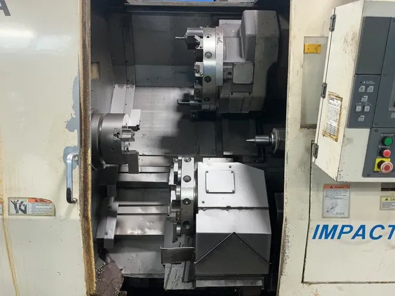 Okuma CNC Lathe - Lu25-m