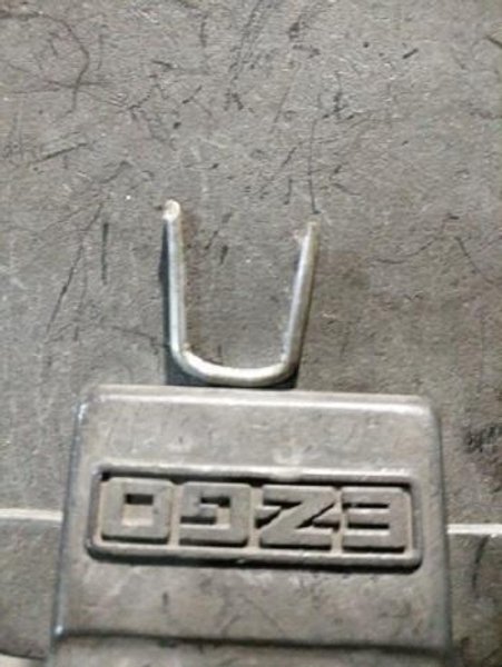 BAIRD #308 AUTOMATIC WIRE FORMER SET-UP TO MAKE U-SHAPED NAILS