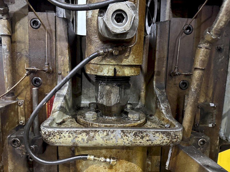 60 TON BLISS MODEL #C-60 OBI PUNCH PRESS 4" STROKE : YOBRO #26142