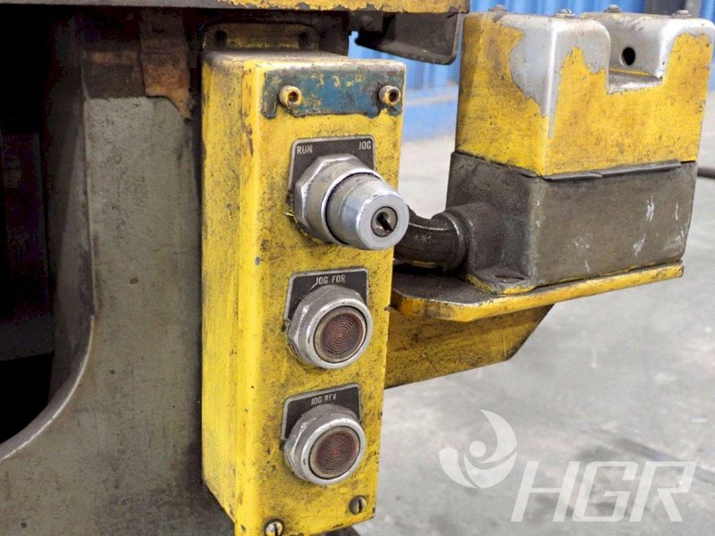 10 TON NORTHERN HYDRAULIC PRESS