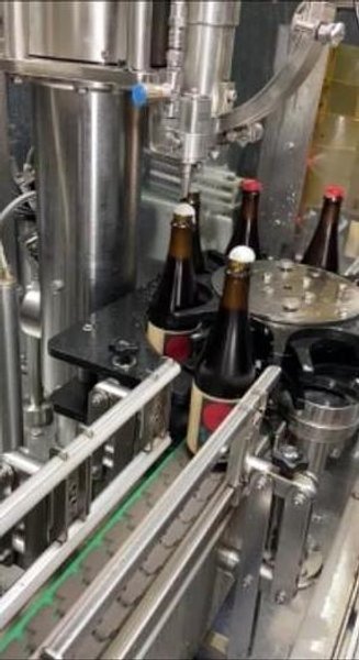 Kenworth Bottling Truck – 2016 – 12-Head GAI Filler &amp; Labeler – Mobile Wine Bottling Line