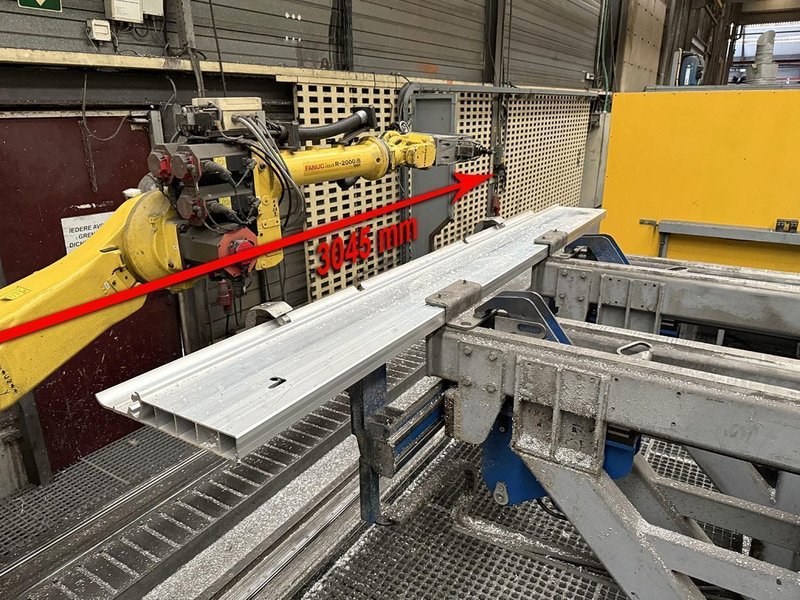 Fanuc Milling Robot - X: 10 500 / Y: 3045 / Z: 3500 mm CNC