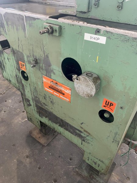 12" X .125" DALLAS INDUSTRIES MODEL D200 AIR FEEDER/STRAIGHTENER. STOCK # 0738321