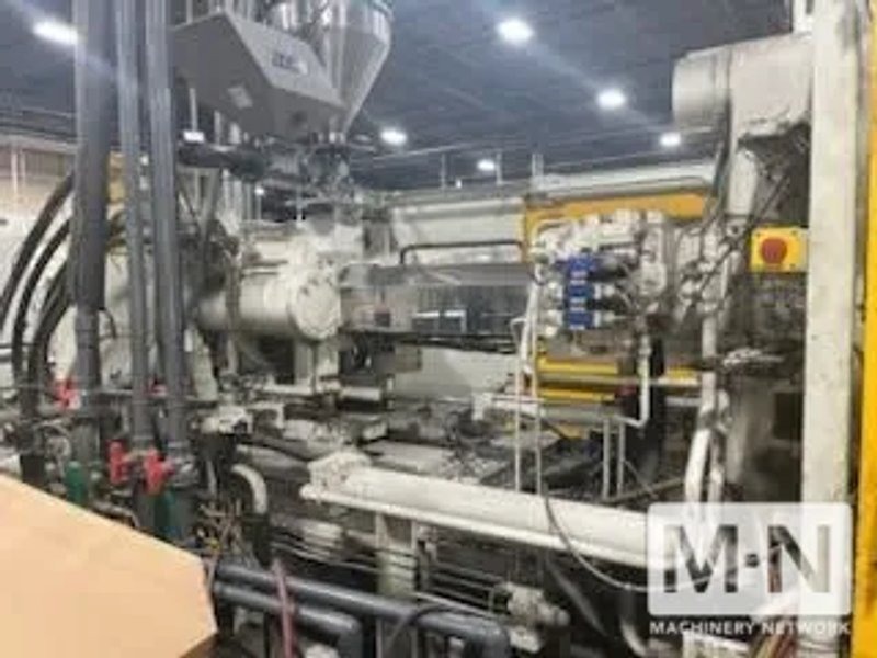 500 TON 63 OZ TOSHIBA MODEL ISGS500WV21-27B WIDE PLATEN INJECTION MOLDING MACHINE MFG 2004
