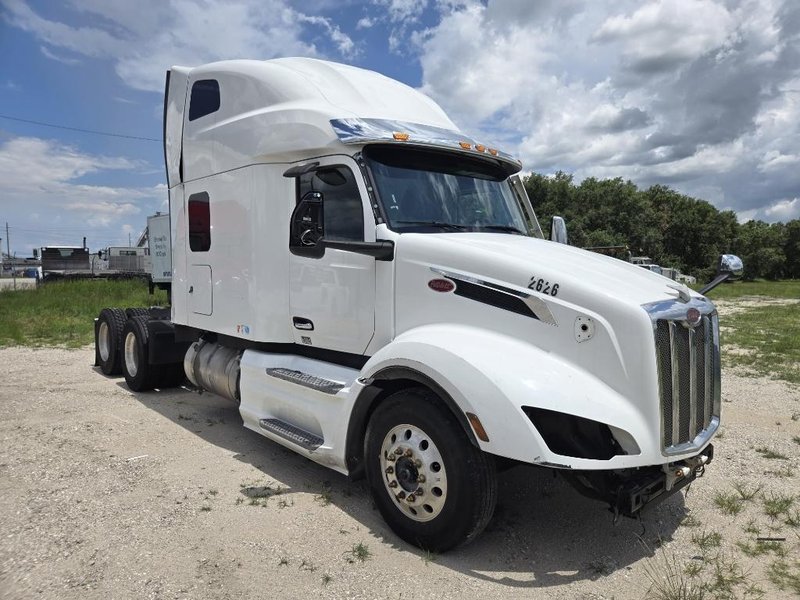 2023 Peterbilt 579 1XPBD49X7PD871368