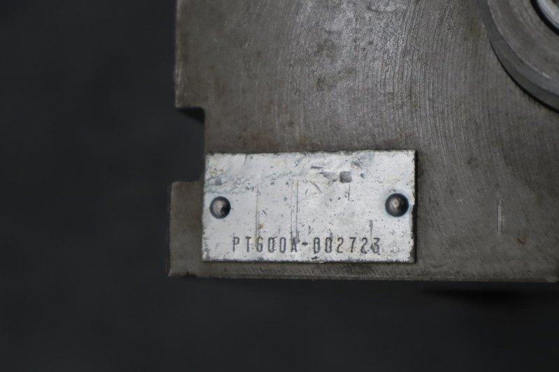 Kurt II PT600 6" Machine Vise, Horizontal-Vertical Mounting, Steel Jaws, Handle- Auction Item