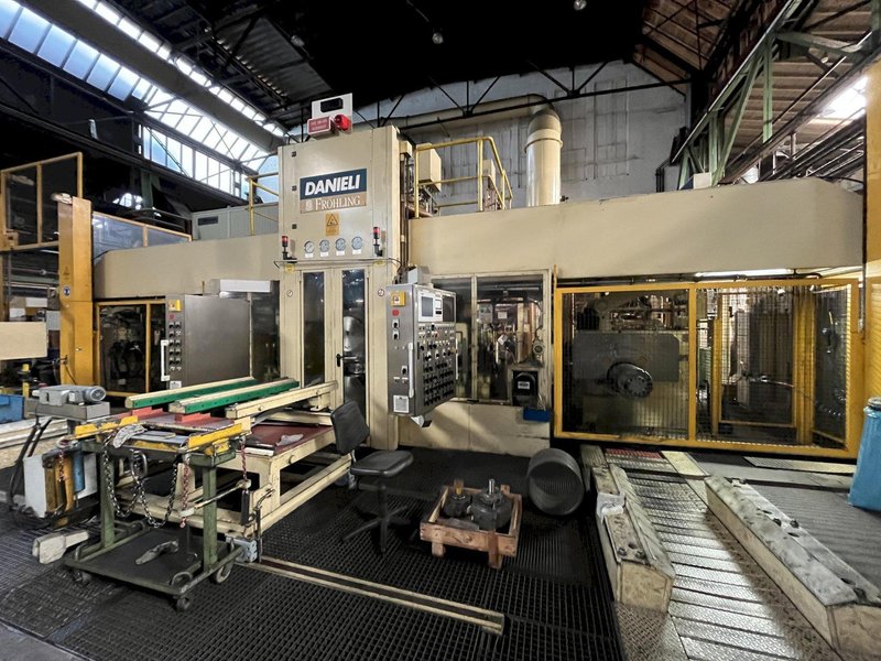 DANIELI FROHLING 350MM 4-HIGH REVERSING MILL